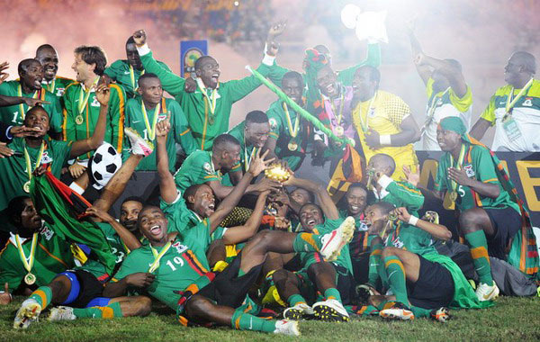 首尔外援后卫亚赞：能够限制住费利佩并不是我一个人的功劳（首尔外援后卫亚赞：遏制费利佩是团队努力，并非我一人之功）