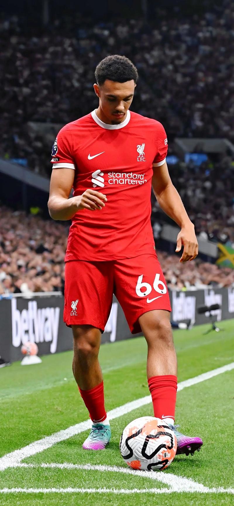 意媒：尤文两位防线伤员凯利和卡瓦尔有望在国际比赛日后复出（意媒：凯利、卡瓦尔有望在国际比赛日后重返尤文后防）