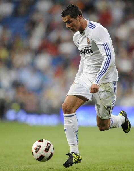 剑南春丨巴萨3-1逆转阿拉维斯，亚马尔传射，奥尔莫双响（剑南春丨巴萨3-1逆转阿拉维斯：亚马尔传射建功，奥尔莫梅开二度）