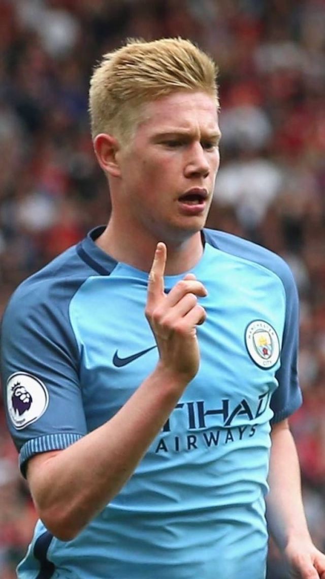 重穿球鞋，前皇马后卫科恩特朗准备参加国王联赛（前皇马后卫科恩特朗复出，将出战国王联赛）